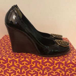 Tory Birch patent Sophie Wedge